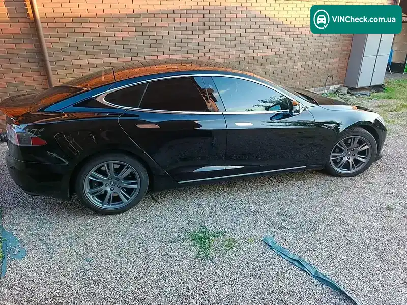 Tesla Model S 2021, фото з оголошення 2 з 20, VIN 5YJSA1E27MF426913