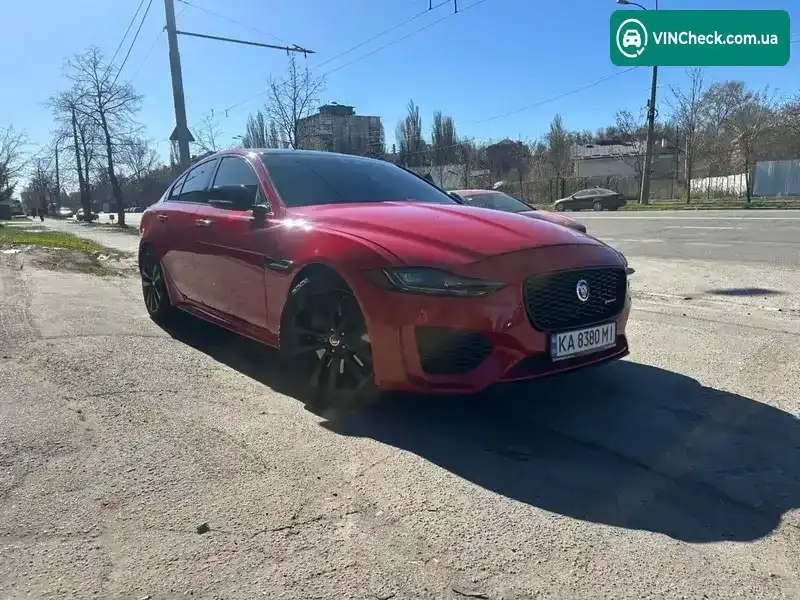 Jaguar XE 2019, фото з оголошення 1 з 14, VIN SAJAT4GX2LCP56021