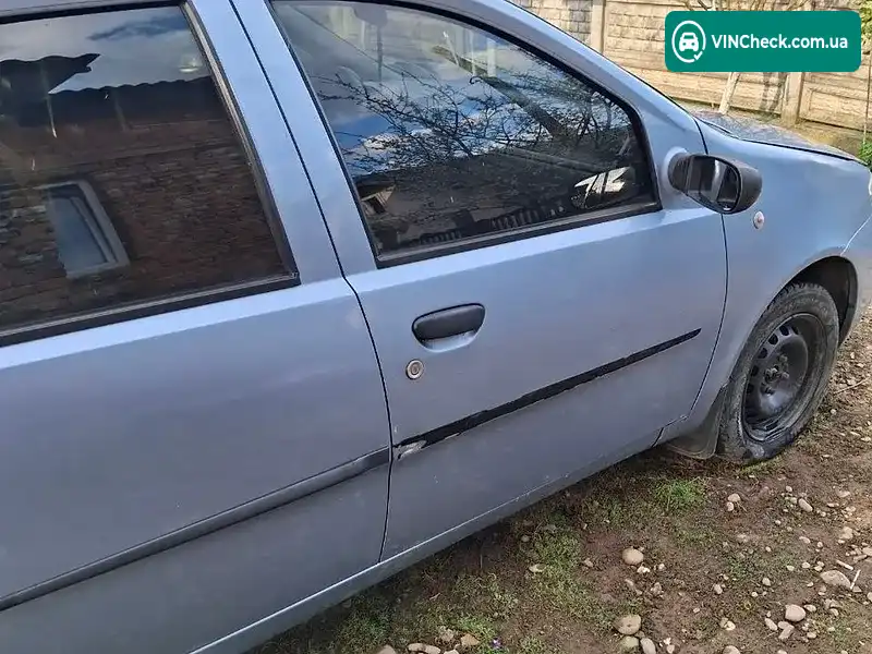 Fiat Punto 2010, фото з оголошення 1 з 8, VIN ZFA18800007031571