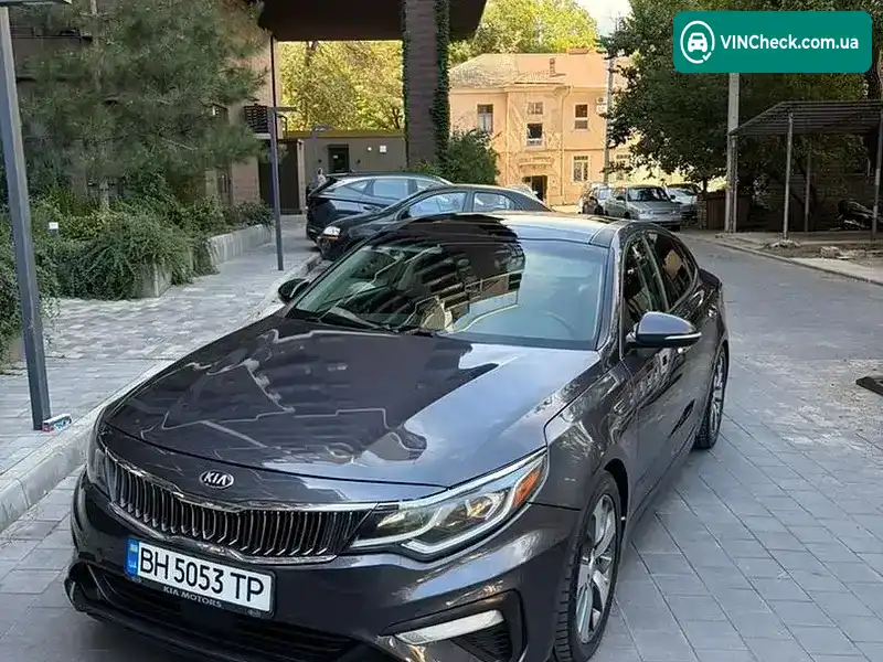 Kia Optima 2018, фото з оголошення 1 з 17, VIN 5XXGT4L38KG313169