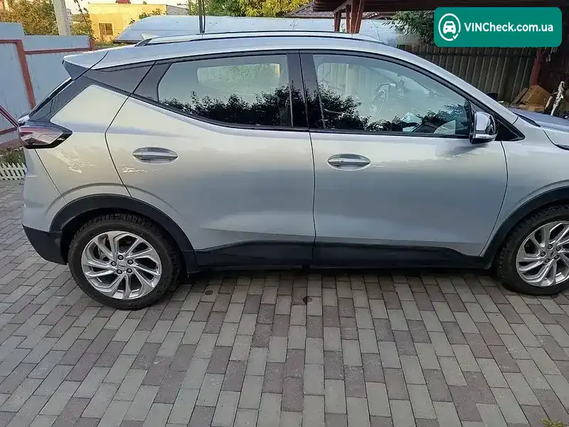 Chevrolet Bolt EUV 2023, фото з оголошення 2 з 20, VIN 1G1FY6S03P4144897
