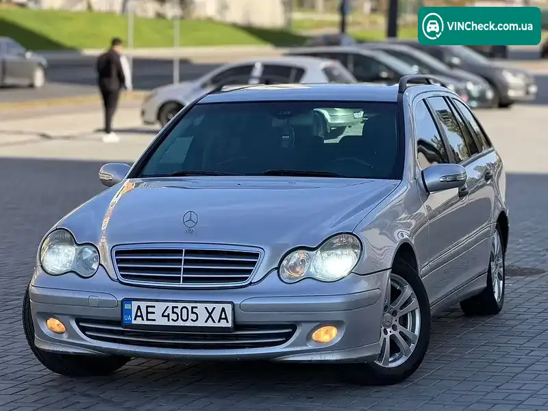 Mercedes-Benz C-Class 2006, фото з оголошення 1 з 13, VIN WDB2032071F861604