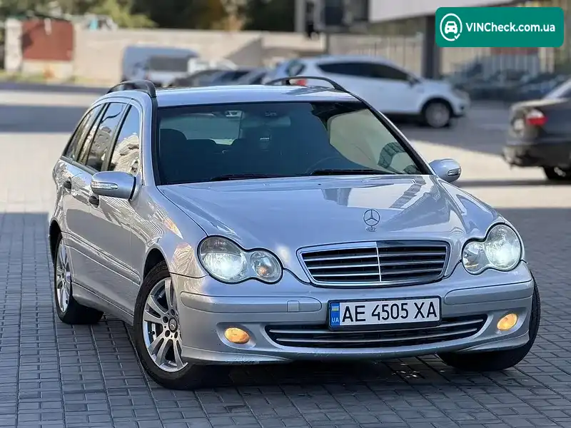 Mercedes-Benz C-Class 2006, фото з оголошення 2 з 13, VIN WDB2032071F861604