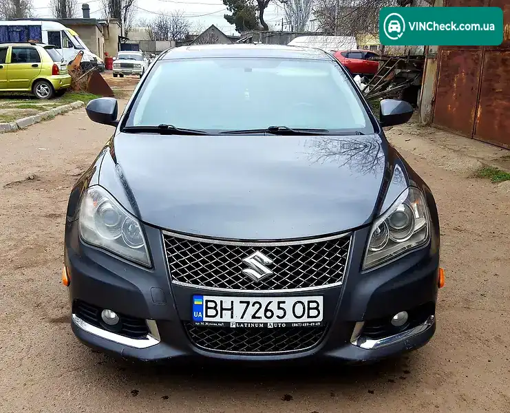 Suzuki Kizashi 2010, фото з оголошення 1 з 20, VIN JS2RE9A62B6110182