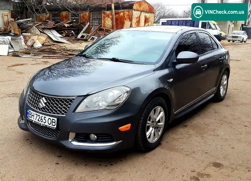Suzuki Kizashi 2010, фото з оголошення 2 з 20, VIN JS2RE9A62B6110182