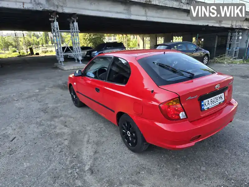 Hyundai Accent 2003, фото з оголошення 2 з 10, VIN KMHCF31FP3U256445