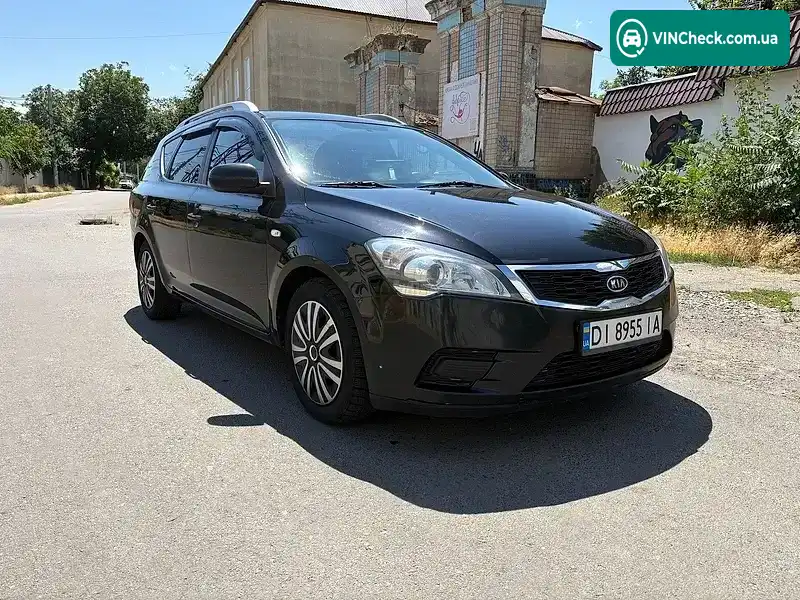 Kia Ceed 2010, фото з оголошення 2 з 11, VIN U5YHB811AAL161821