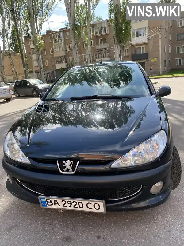 Peugeot 206 2007, фото з оголошення 2 з 12, VIN VF32BKFWA72772221
