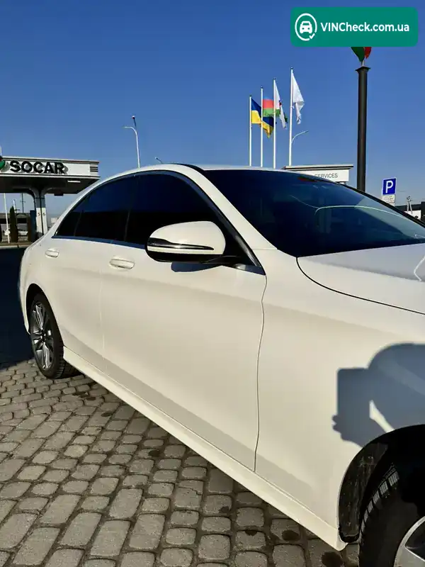 Mercedes-Benz C-Class 2017, фото з оголошення 2 з 20, VIN 55SWF4KB6HU228501