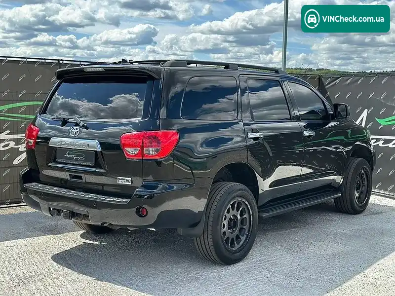 Toyota Sequoia 2014, фото з оголошення 2 з 20, VIN 5TDDY5G18ES108134