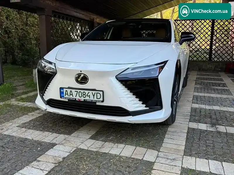 Lexus RZ 2023, фото з оголошення 2 з 15, VIN JTJAAAAB6PA005857