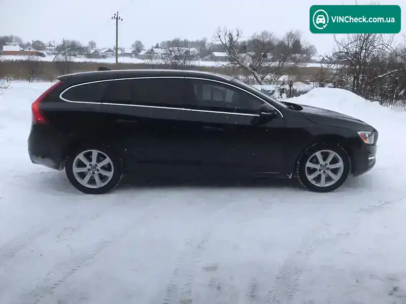 Volvo V60 2016, фото з оголошення 2 з 13, VIN YV140MEK5H1351991