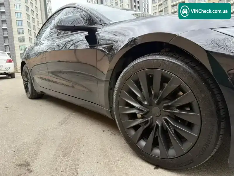 Tesla Model 3 2025, фото з оголошення 1 з 21, VIN 5YJ3E1EB5SF950342