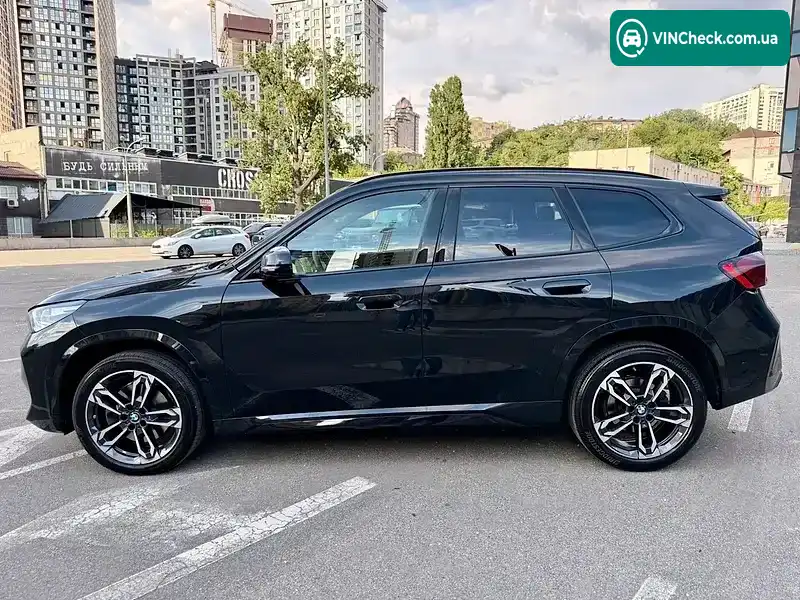 BMW X1 2023, фото з оголошення 2 з 16, VIN WBX73EF08P5W56618