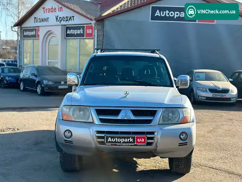Mitsubishi Pajero 2005, фото з оголошення 2 з 18, VIN JMYLRV73W5J708608