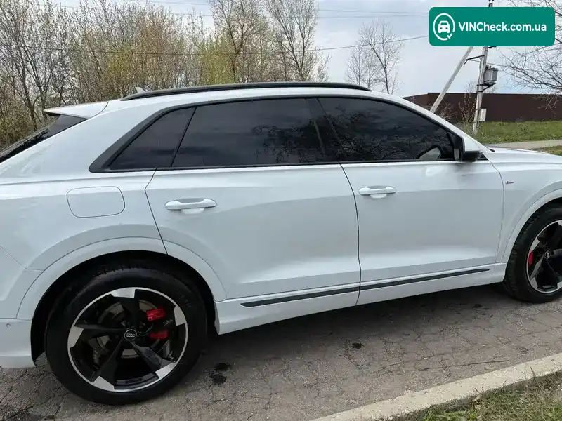 Audi Q8 2019, фото з оголошення 1 з 18, VIN WAUZZZF15KD042075