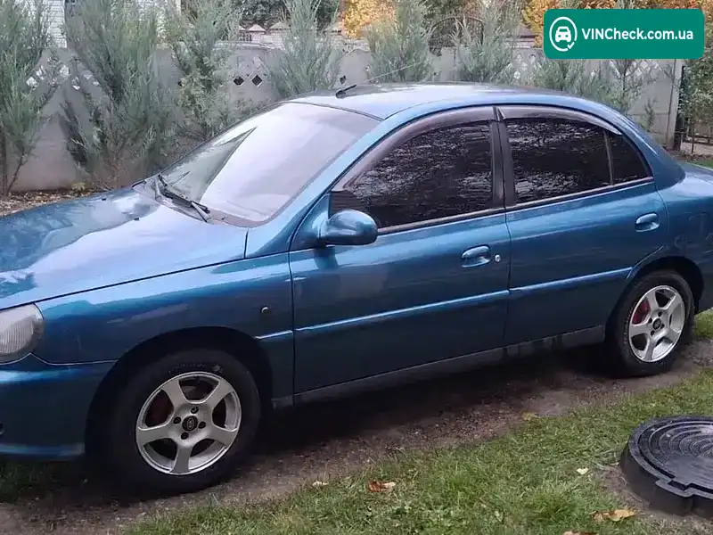 Kia Rio 2002, фото з оголошення 2 з 5, VIN KNEDC221226180721
