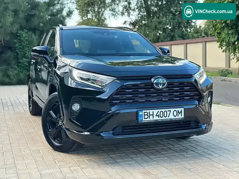 Toyota RAV4 2021, фото з оголошення 1 з 20, VIN JTMRW3FV00D097123