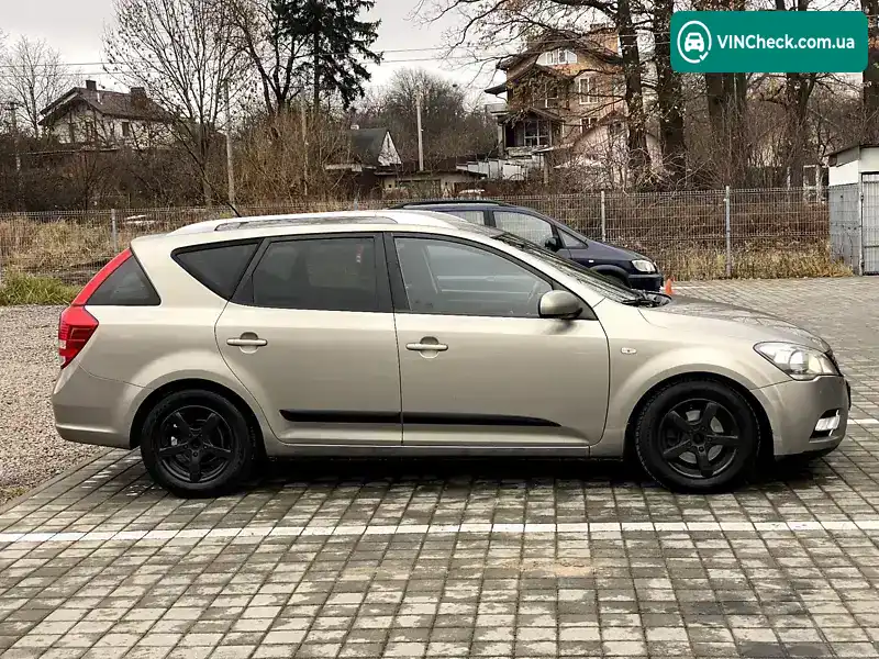 Kia Ceed 2009, фото з оголошення 2 з 12, VIN U5YHC816AAL130937