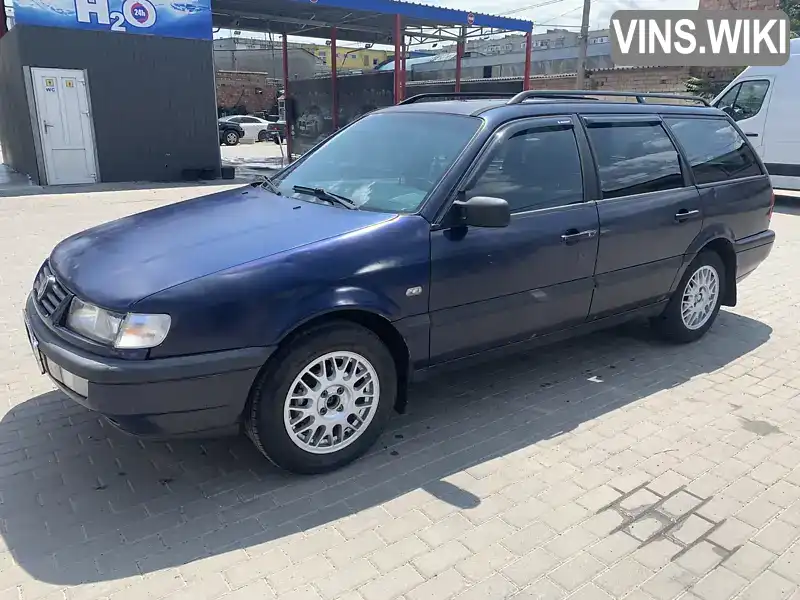 Volkswagen Passat 1994, фото з оголошення 2 з 8, VIN WVWZZZ32ZEE076935