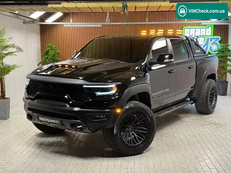 Ram 1500 2022, фото з оголошення 2 з 21, VIN 1C6SRFU99NN345006