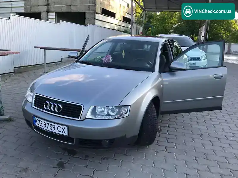 Audi A4 2002, фото з оголошення 2 з 17, VIN WAUZZZ8E03A038759