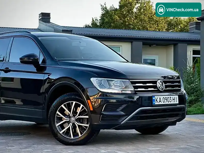 Volkswagen Tiguan 2020, фото з оголошення 2 з 20, VIN 3VV1B7AX3MM017348