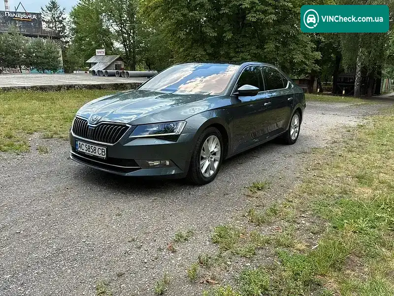 Skoda Superb 2016, фото з оголошення 1 з 20, VIN TMBAJ7NP7H7009233