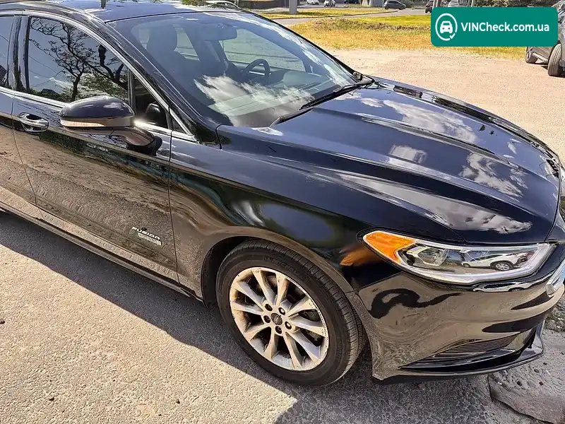 Ford Fusion 2018, фото з оголошення 2 з 19, VIN 3FA6P0PU4JR183277