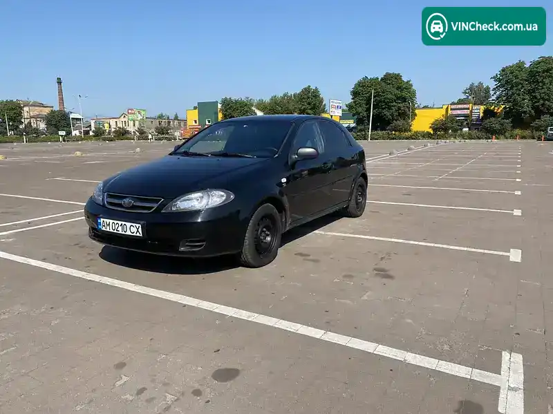 Daewoo Lacetti 2004, фото з оголошення 2 з 14, VIN KLANF48715K045749