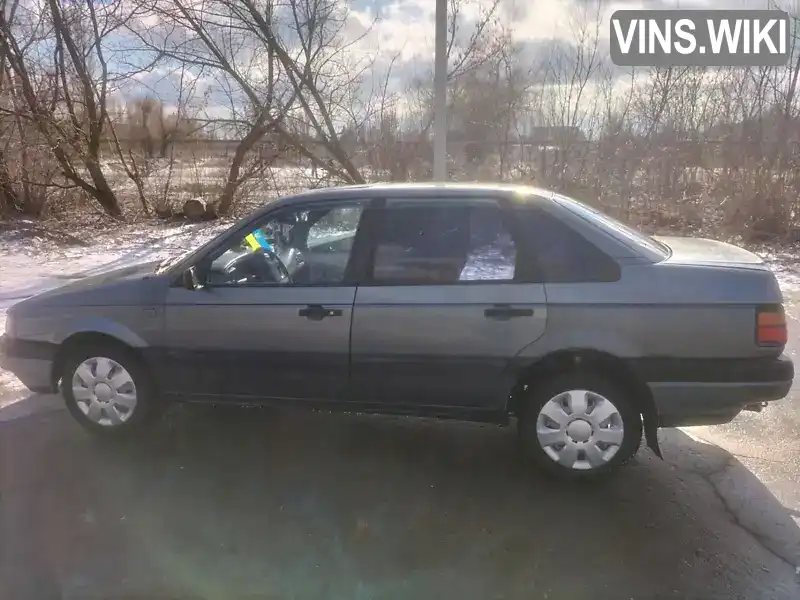 Volkswagen Passat 1988, фото з оголошення 2 з 6, VIN WVWZZZ31ZJE017530