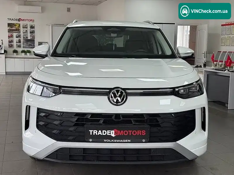 Volkswagen Tiguan 2025, фото з оголошення 2 з 20, VIN 3VVCR7RMXSM028679