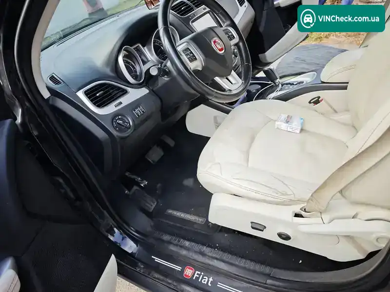 Fiat Freemont 2012, фото з оголошення 2 з 16, VIN 3C4PFBCY6DT573245