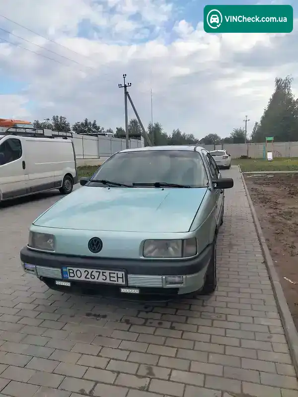 Volkswagen Passat 1991, фото з оголошення 2 з 9, VIN WVWZZZ31ZME109937
