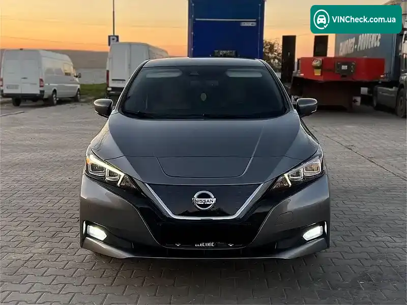 Nissan Leaf 2018, фото з оголошення 2 з 20, VIN SJNFAAZE1U0021833