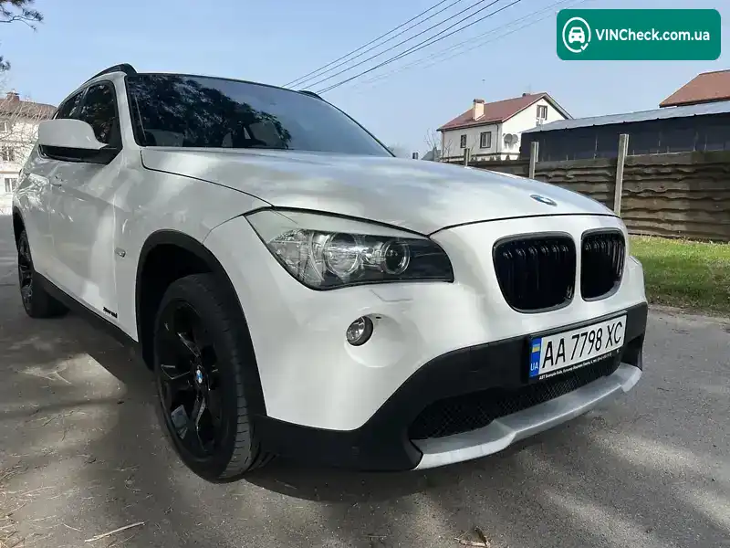 BMW X1 2012, фото з оголошення 2 з 21, VIN WBAVP11040VU15263