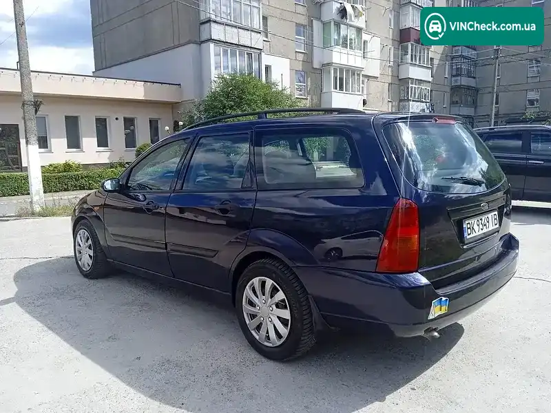 Ford Focus 2001, фото з оголошення 1 з 20, VIN WF0NXXGCDNYY15947