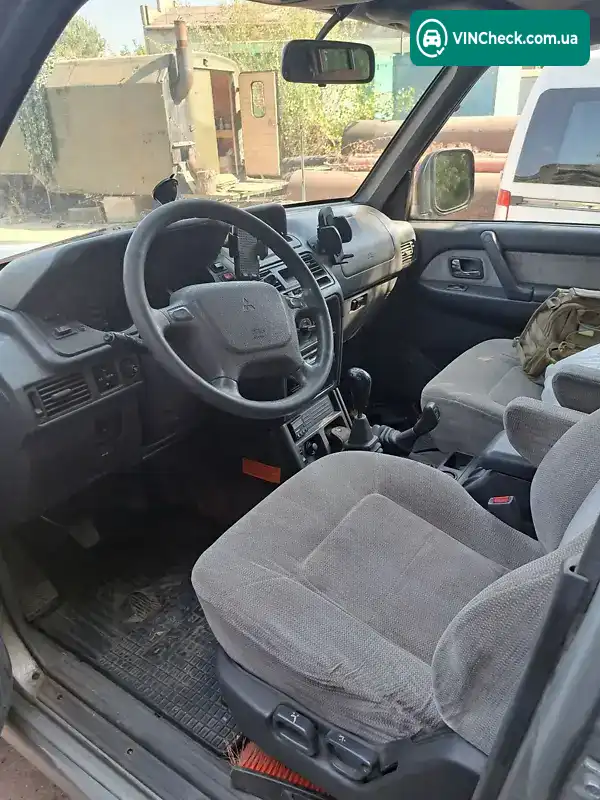 Mitsubishi Pajero 1997, фото з оголошення 2 з 4, VIN JMB0NV460VJ003198