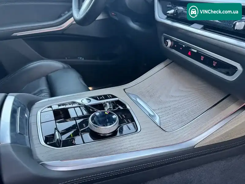 BMW X7 2024, фото з оголошення 2 з 20, VIN WBA21EN0509V39797