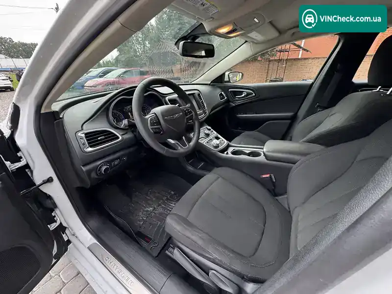 Chrysler 200 2016, фото з оголошення 2 з 21, VIN 1C3CCCAB7GN169276