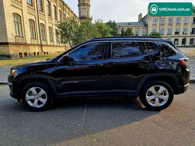 Jeep Compass 2017, фото з оголошення 2 з 21, VIN 3C4NJDBB9JT113295