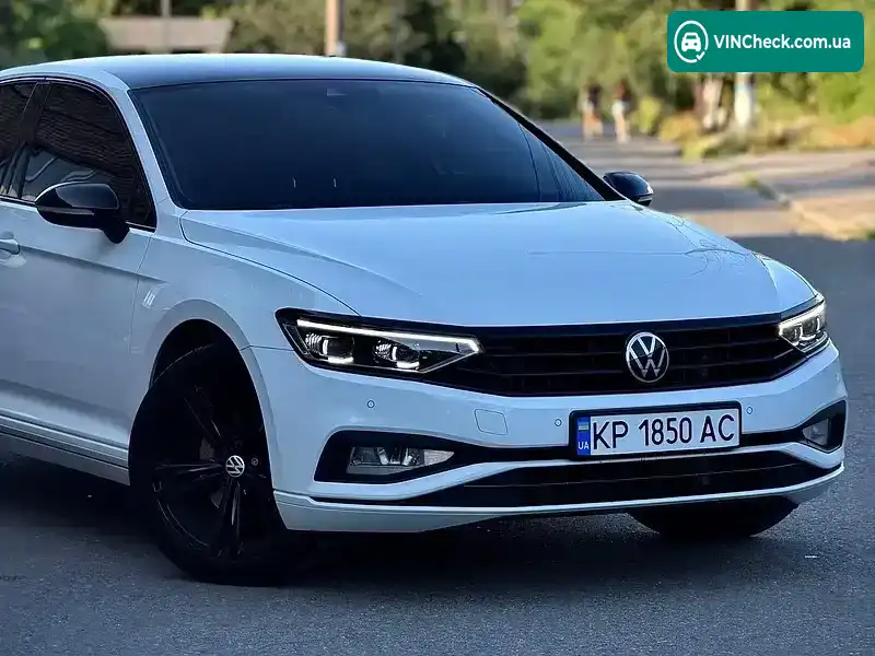 Volkswagen Passat 2020, фото з оголошення 2 з 19, VIN WVWZZZ3CZME029131