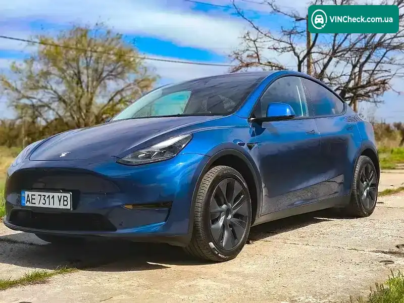 Tesla Model Y 2024, фото з оголошення 1 з 20, VIN 7SAYGDED8SA350000