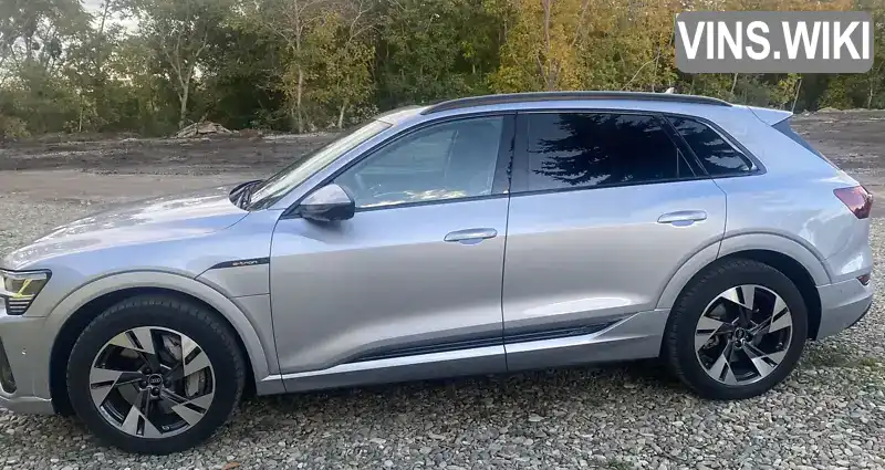 Audi e-tron 2022, фото з оголошення 2 з 20, VIN WA1AAAGE3NB025988