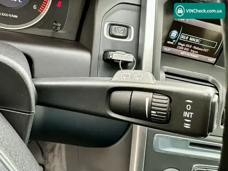 Volvo XC60 2011, фото з оголошення 2 з 21, VIN YV1DZ8056B2195600