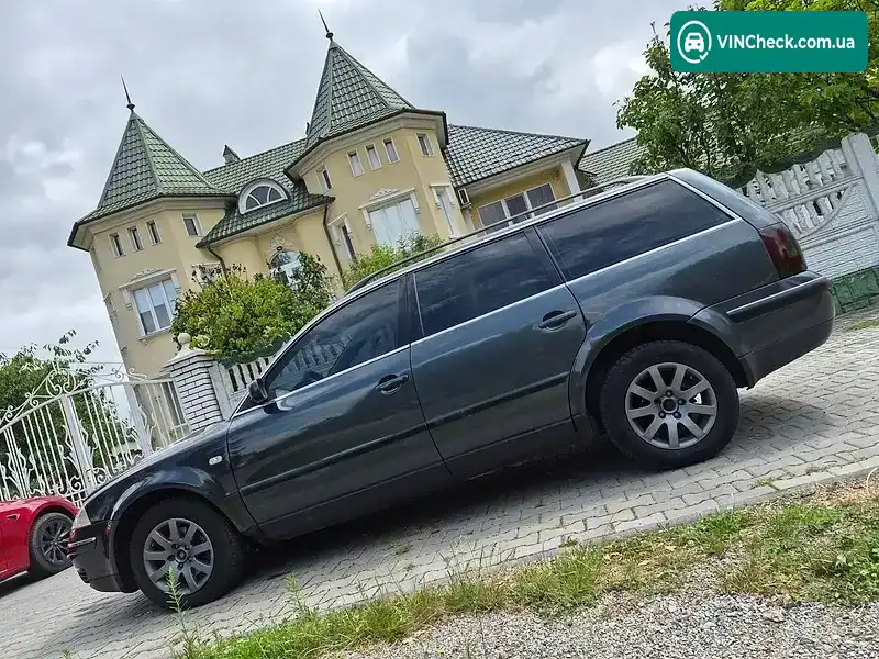 Volkswagen Passat 2001, фото з оголошення 1 з 20, VIN WVWZZZ3BZ2E150687