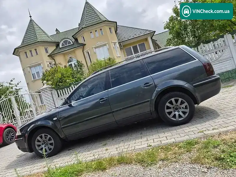 Volkswagen Passat 2001, фото з оголошення 2 з 20, VIN WVWZZZ3BZ2E150687
