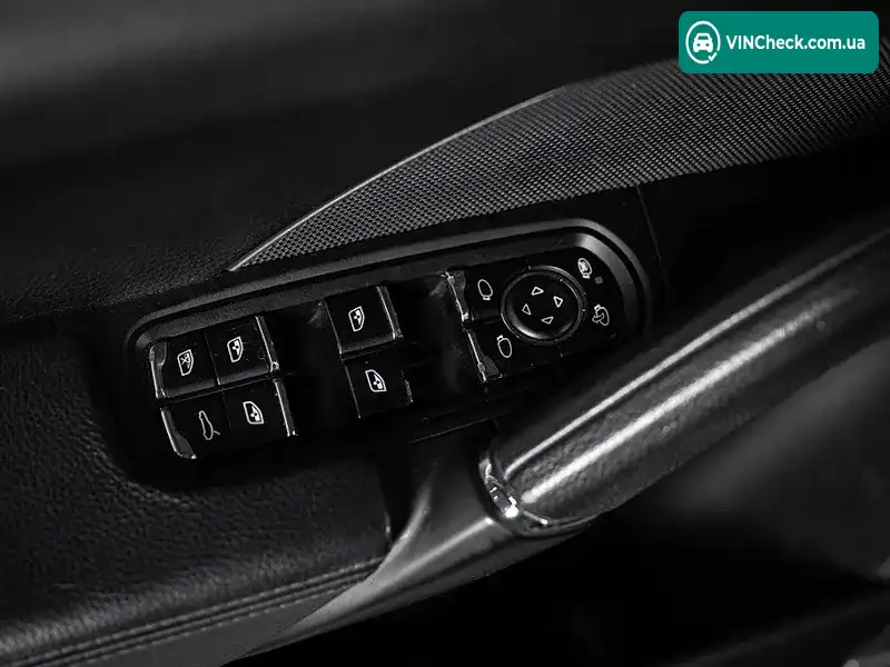 Porsche Cayenne 2017, фото з оголошення 2 з 20, VIN WP1AA2A28HKA91370