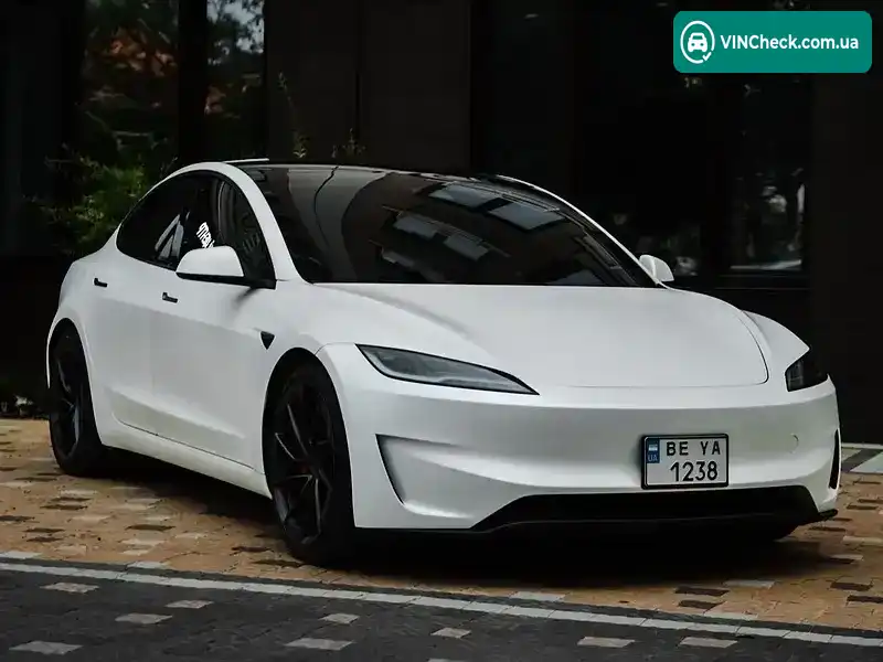 Tesla Model 3 2024, фото з оголошення 2 з 20, VIN 5YJ3E1ET6RF793245