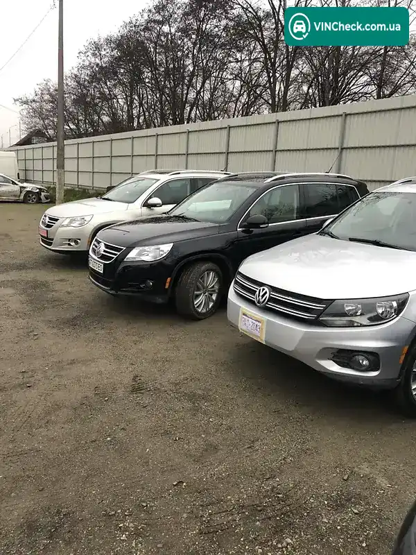 Volkswagen Tiguan 2010, фото з оголошення 2 з 19, VIN WVGAV7AX2BW504720